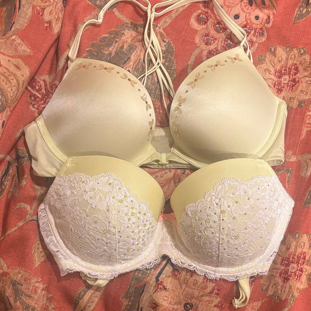 Victoria Secret yellow Bra Set